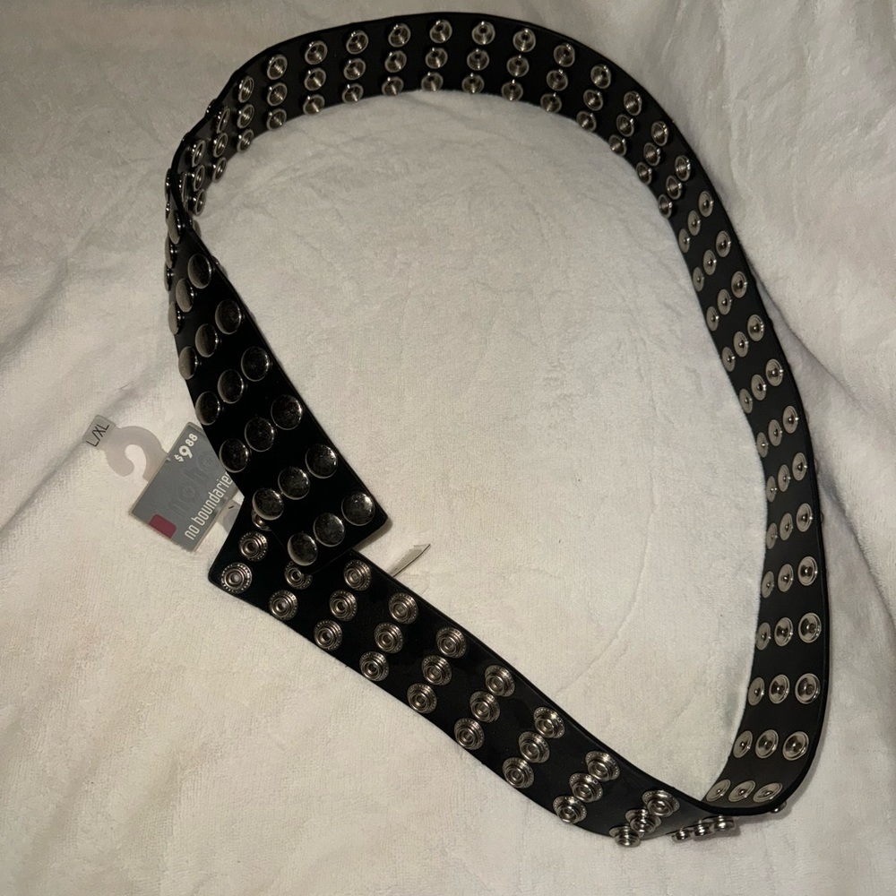 No boundaries black snap button belt - Picture 2 of 6